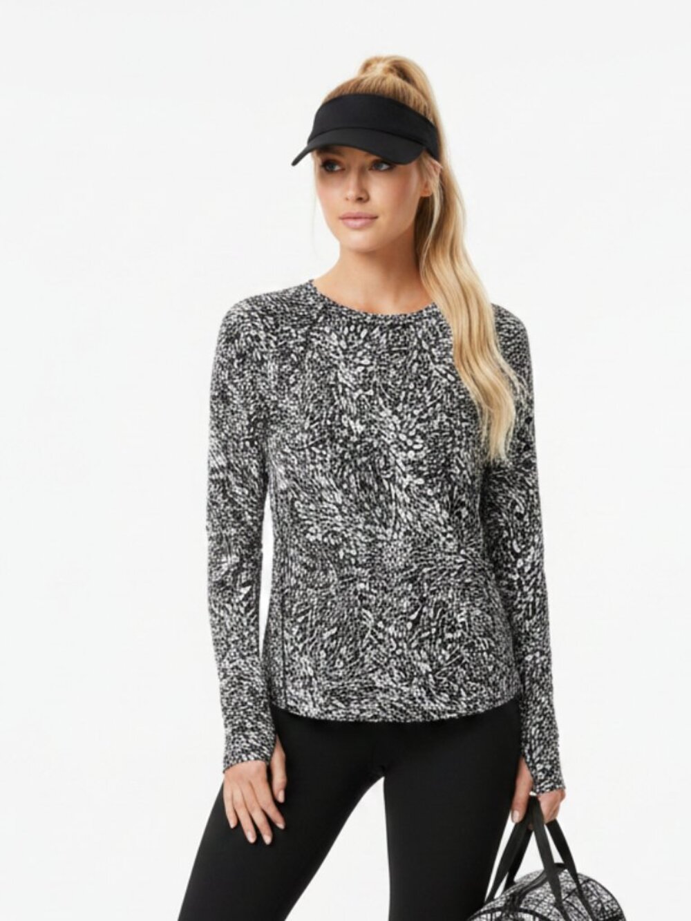 Athleta Black White Print Long Sleeve Fitted Crewneck Sport Athletic Tee T Shirt
